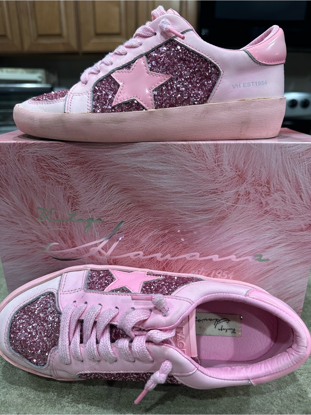 Vintage Havana Pink Glitter Star Sneakers Women’s Size 7